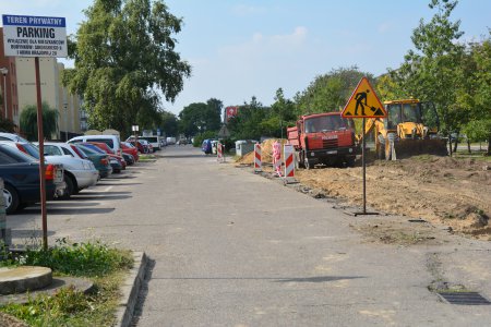 Ul. Sikorskiego, budowa parkingu przy bloku nr 6