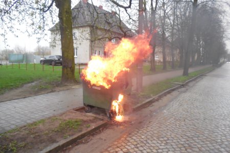 Jeden dzień i dwa podpalenia