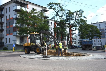 Zieleń zamiast betonu na rondzie Witosa