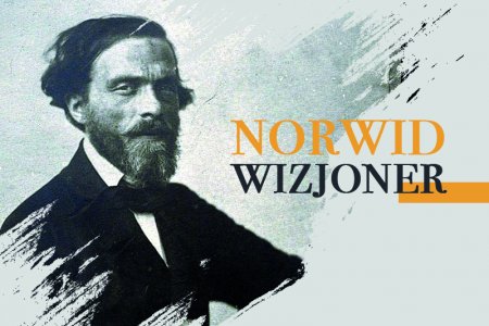 Grafika ma szare nieregularne tło. Po lewej, na całej wysokości znajduje się zdjęcie Norwida, popiersie. Norwid ma zaczesane do tyłu dość długie włosy, z tyłu głowy lekko uniesione, rozwiane. Wzrok ma skupiony, przymrużone oczy, pionowe zmarszczki na czole. Patrzy prosto w oczy oglądającego. Lewe oko jest w cieniu, ale pozostaje widoczne. Ma wąsy i średnio długą brodę. Pod kołnierzykiem białej koszuli ma ciemne wiązanie, na wierzchu czarne okrycie. Po prawej stronie zdjęcia, w  połowie wysokości grafiki jest  napis w dwóch wersach: NORWID WIZJONER. Nazwisko wykonano ciemno żółtym kolorem, wyraz wizjoner ciemno szarym.