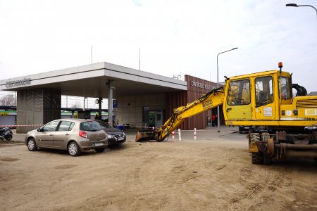 Ruszyła budowa kolejnych miejsc parkingowych przy